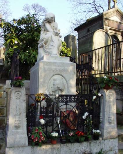 Tombe de Chopin au 'P're Lachaise ' 